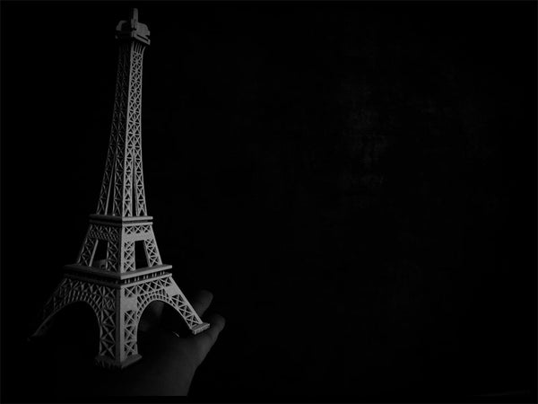 Poster: Hoppa ner från Eiffeltornet, av Utgångna produkter
